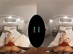 Anna Nicole West는 새로운 룸메이트와 하드코어 도미토리 방에서 섹스를 합니다