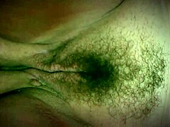 Skrivna masturbacijska seansa debelih mamic ujeta pred kamero