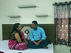 Muhteşem bir bengali kız kardeşin ve kirli sesin yer aldığı Hint web dizisi seks