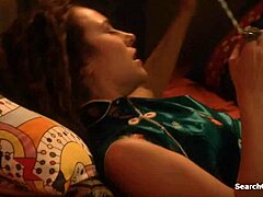 Секс сцена познатих личности са Лауром Рамсеи и њеним великим сисама